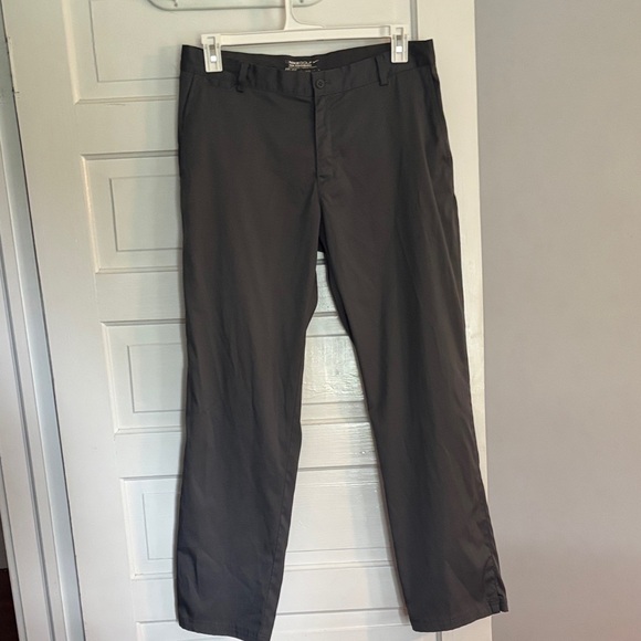 Nike GOLF Men's Charcoal Chinos - Picture 1 of 5